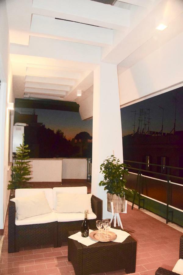Terrazza San Giovanni Apartment Roma Exterior foto